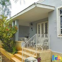 Casa a venda em Valença em Centro